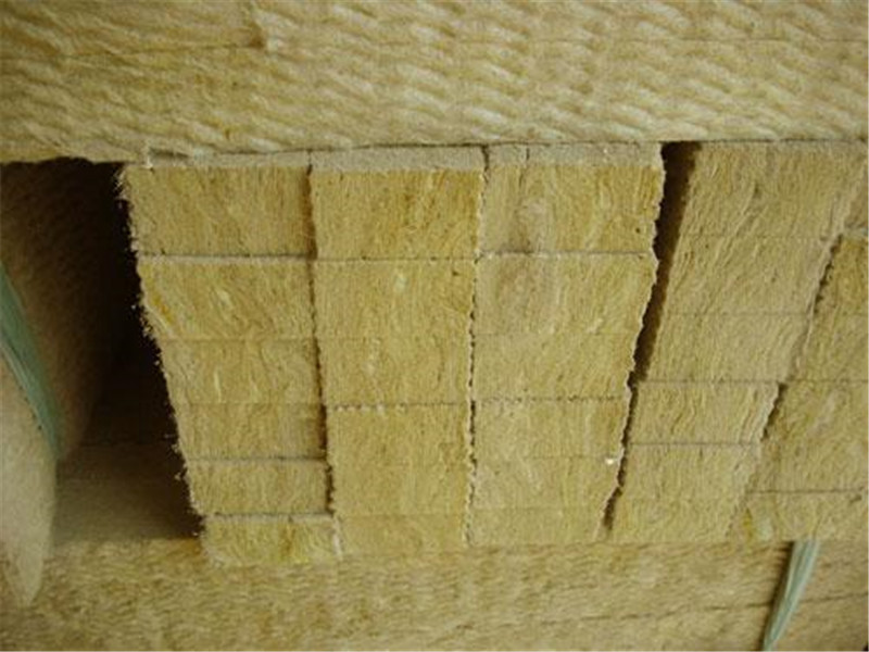 80厚硬質(zhì)巖棉板外墻保溫多少錢 80厚硬質(zhì)巖棉板外墻保溫多少錢