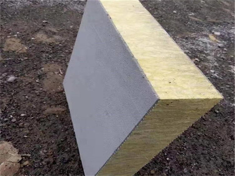 赤峰彩鋼巖棉夾芯復合板廠家直銷